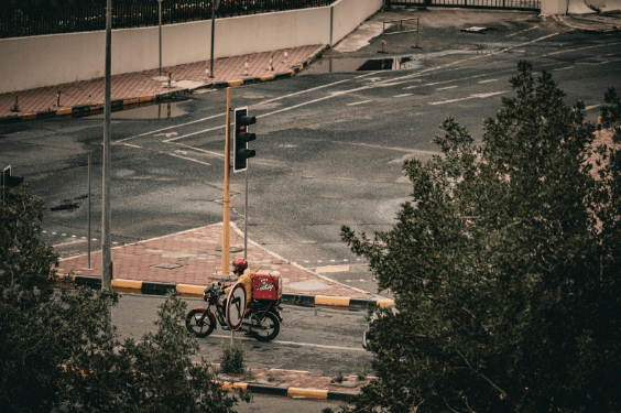 Los Accidentes de Motocicleta: el Papel del Abogado de Accidentes en Tucson en la Seguridad de los Repartidores